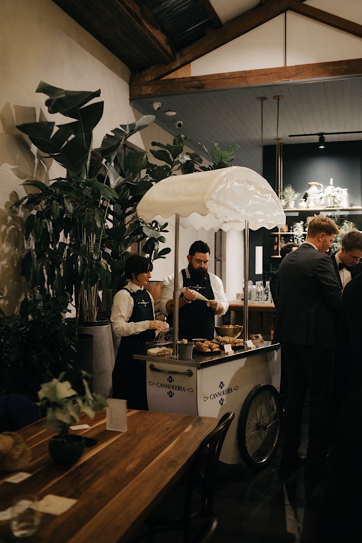 203_cannoli-cart-wedding-glasshaus-brucke-melbourne-richmond Cannoli cart at a wedding reception at Glasshaus Brucke in Richmond, Melbourne